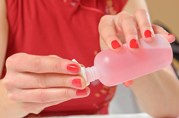 NAIL POLISH REMOVER