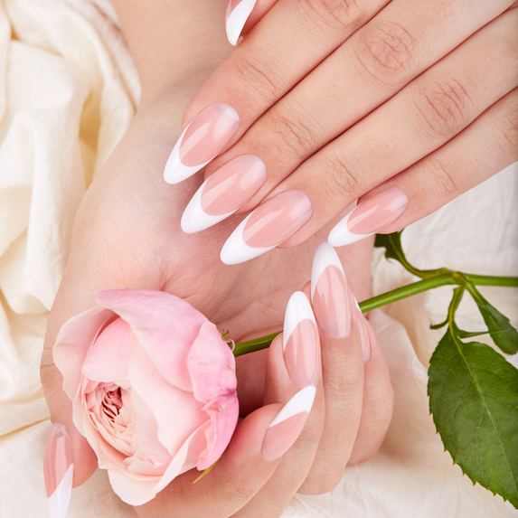 HANDS & NAILS